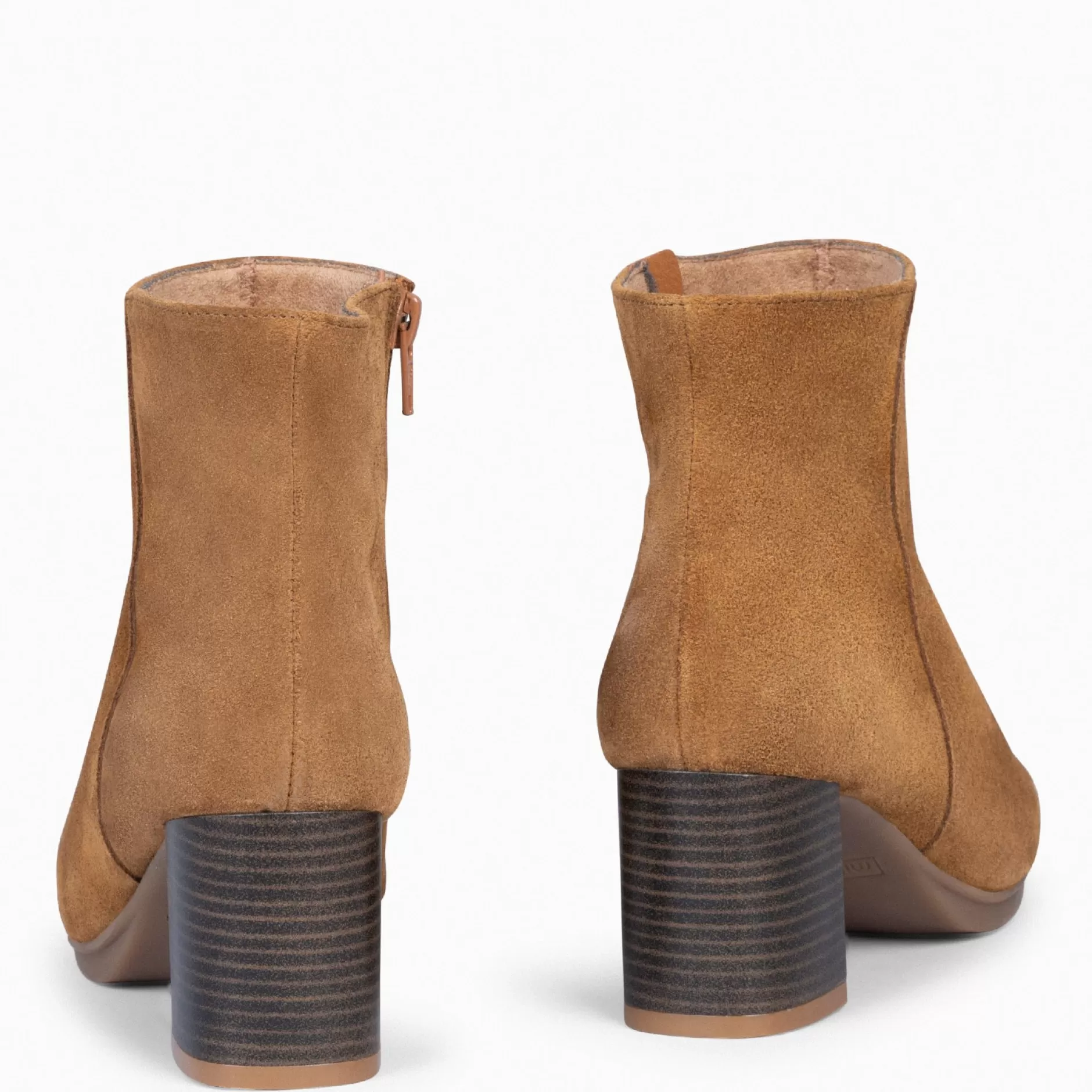 miMaO Botines De Mujer<City - Botines De Tacón Ancho Y Punta Fina Camel De Serraje