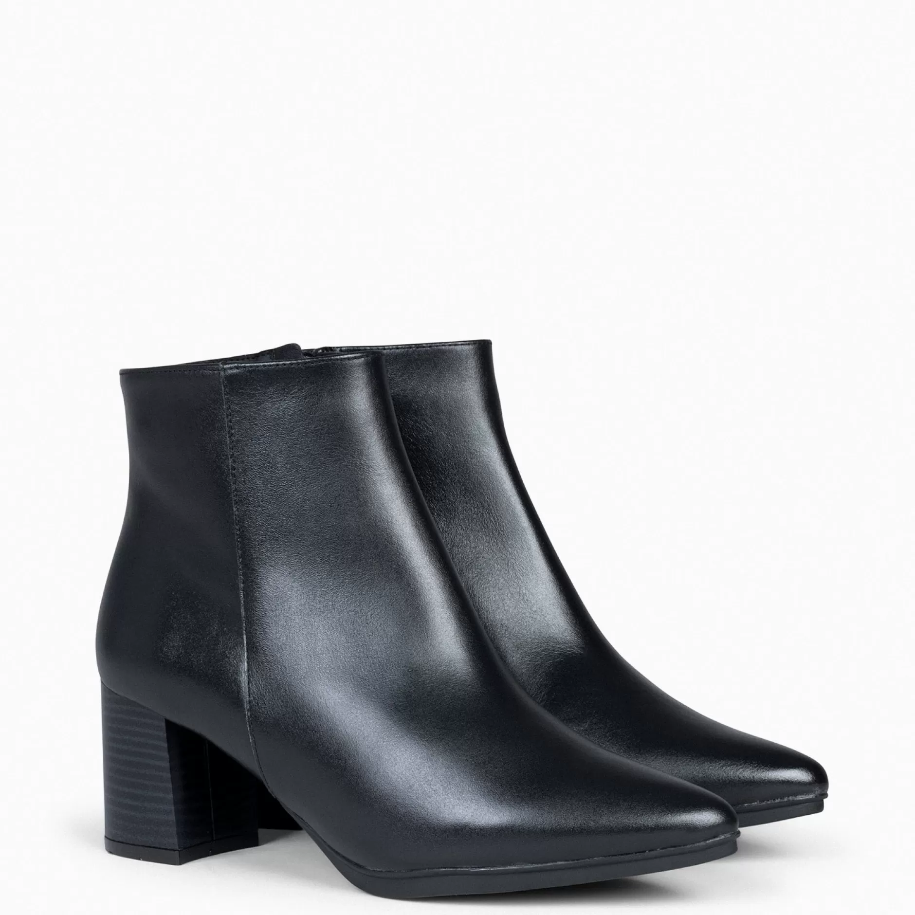 miMaO Botines De Mujer<City - Botines De Tacón Ancho Y Punta Fina Negro Napa